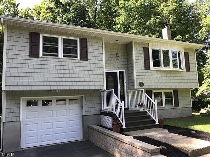 1st image of 37 Panorama Dr