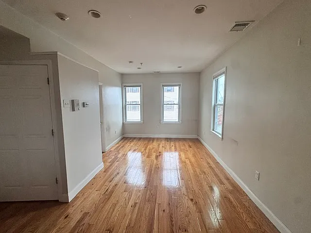 136 K St #2 — Photo 11