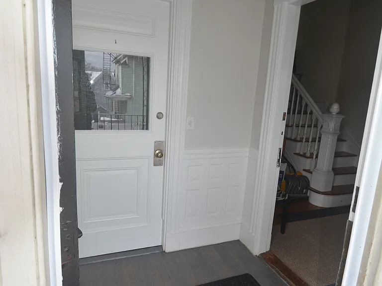 31 Claybourne St #1 — Photo 53