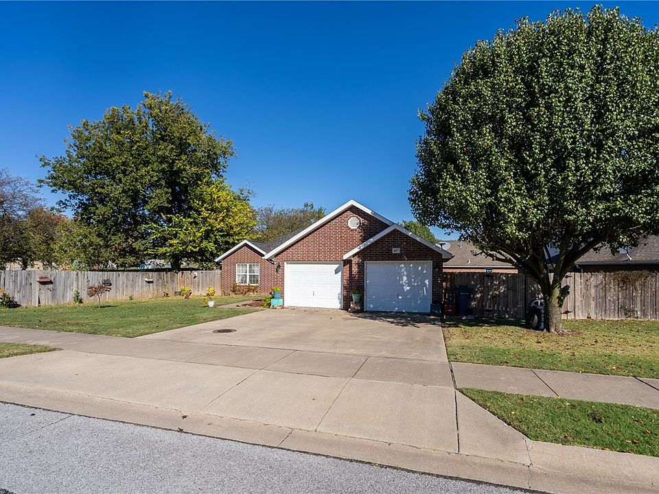 407 Julian Ct, Siloam Springs, AR 72761 Zillow