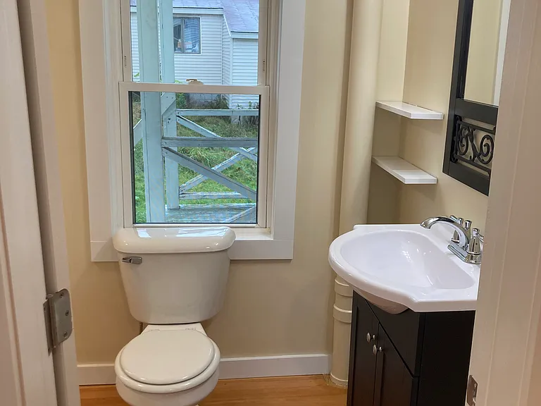 13 Vernon St #1 — Photo 5