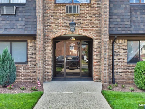 439 Ridge Rd APT 6, Lyndhurst, NJ 07071