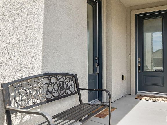 5th image of 3308 Whispering Brook Ln