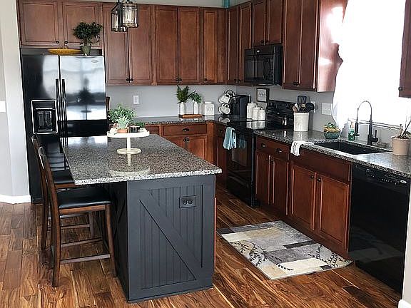 4th image of 3453 Wood Ct