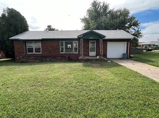 2455 Townsend Dr, El Reno, OK 73036