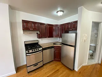 Rented by Peter R. Hungerford, LREB