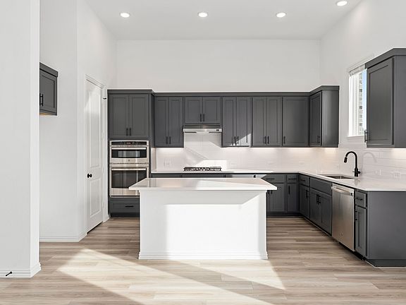 4th image of 7512 Denney Dr