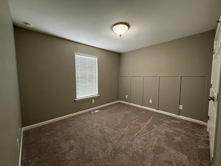 7114 Tyner Crossing Dr — Photo 12