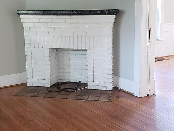 5th image of 290 Lafayette Ave