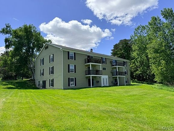 3rd image of 7112 New Yorker Ave APT 10