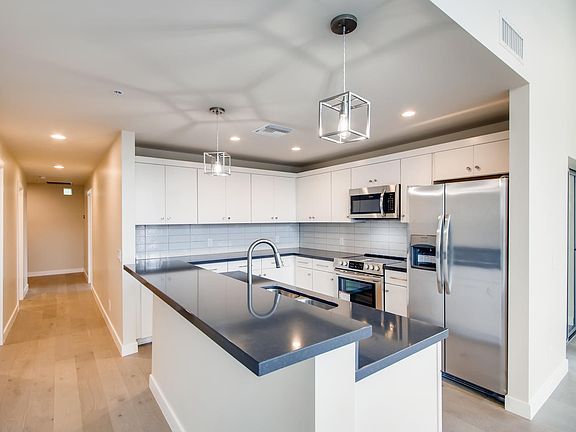 4th image of 1111 W University Dr Unit 3006