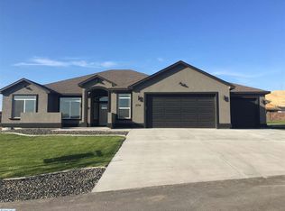 4730 Vineyard Estate Ln, Richland, WA 99352