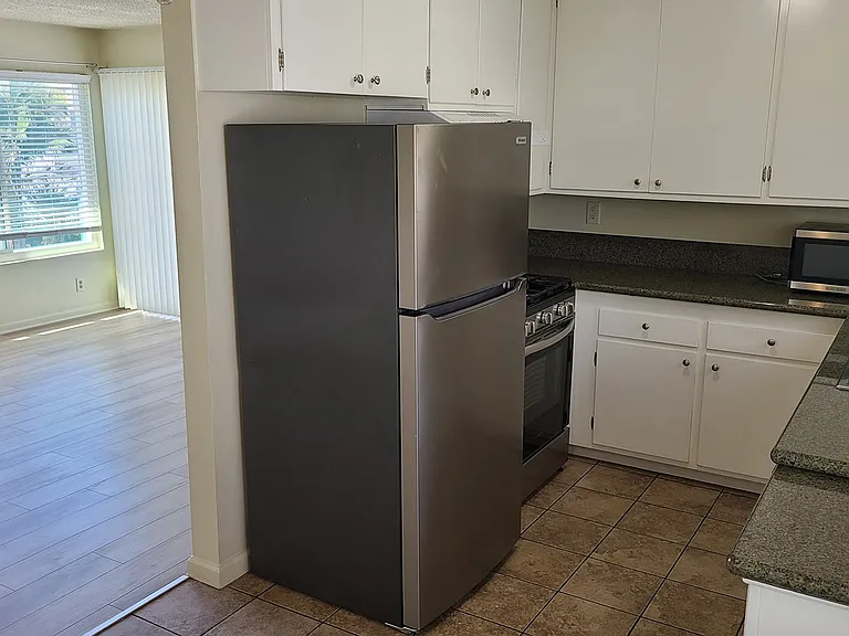 207 Avenida Santa Barbara #C — Photo 12