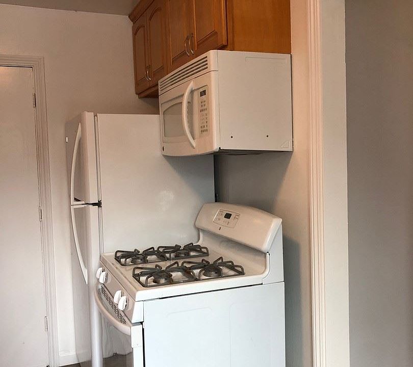 1st image of 970 Haven Ave