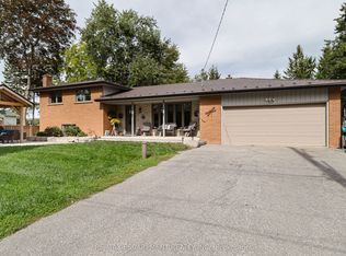 266 Goose Aly, Uxbridge, ON L0C1A0