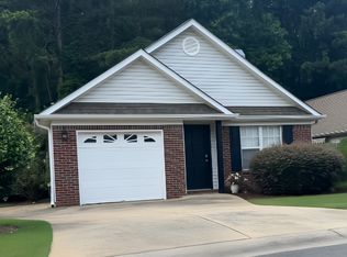 121 Grove Park Ln, Woodstock, GA 30189
