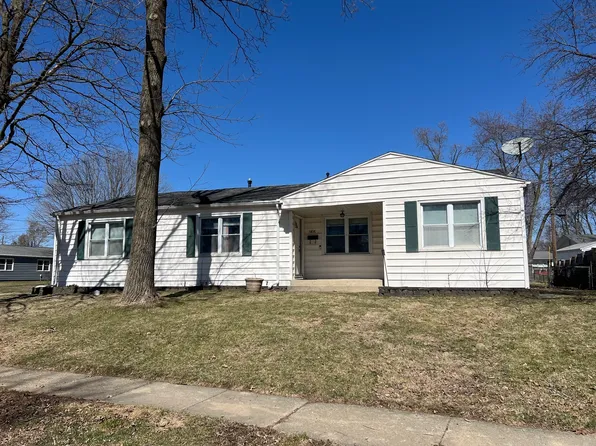 1806 E Lafayette St, Bloomington, IL 61701