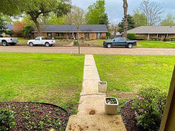 5th image of 506 Brookwood Dr