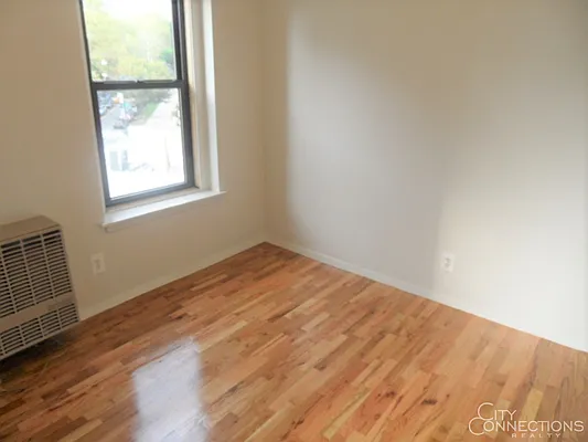 Rented by City Connections Realty | media 24