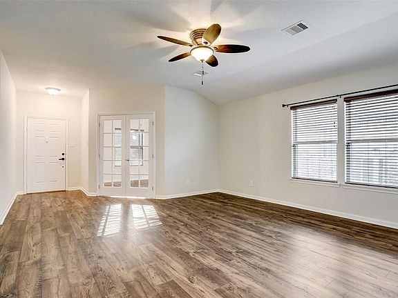 5th image of 1984 Leisure Ln