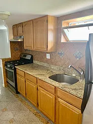 Rented by REALTY QUEST NEW YORK INC