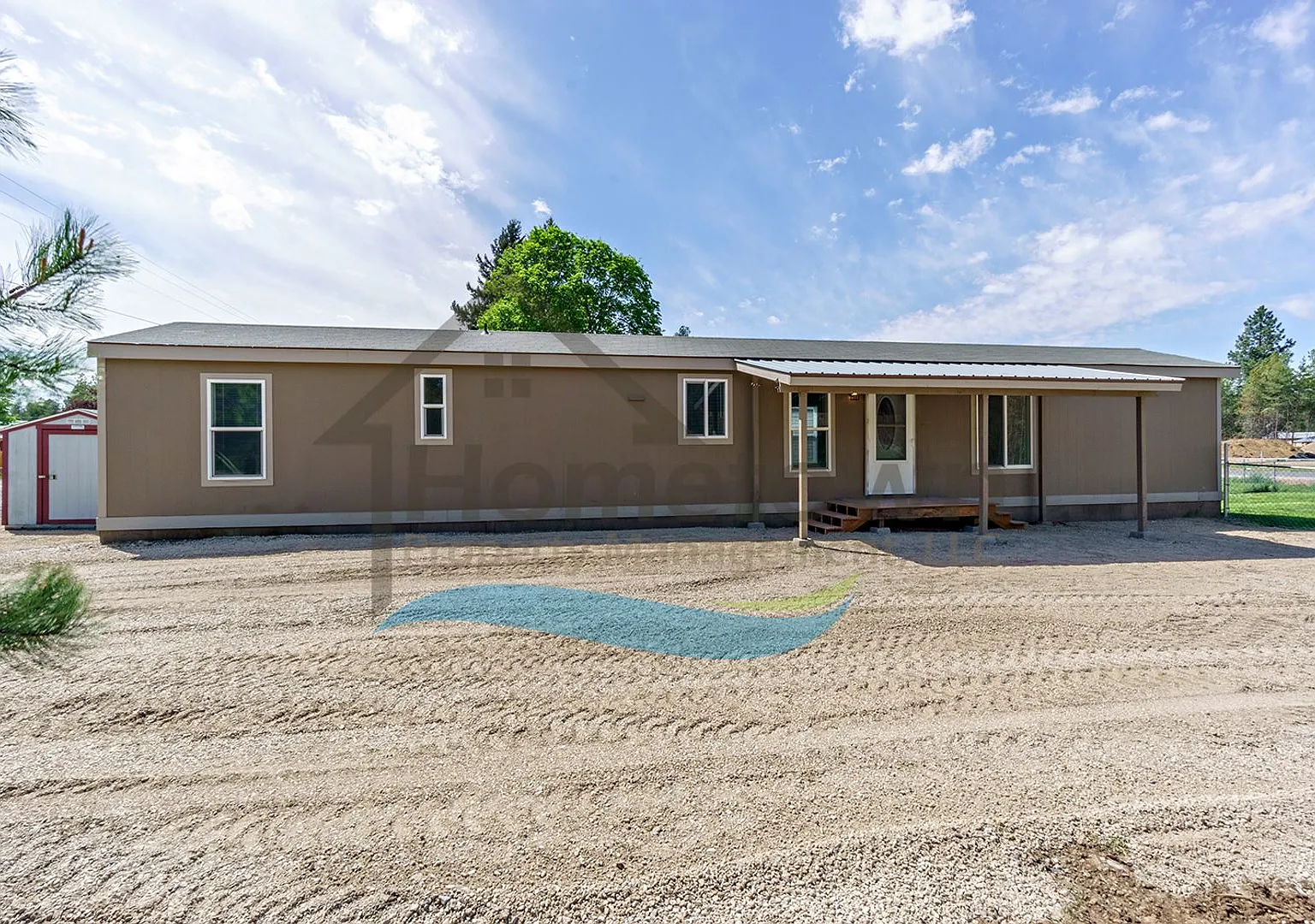 2 Bedroom 2 Bathroom Home with Off-Street Parking Available in Athol! — Photo 2
