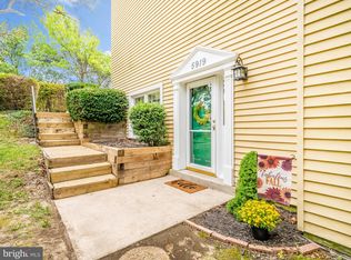 5919 Rowanberry Dr #ER52, Elkridge, MD 21075