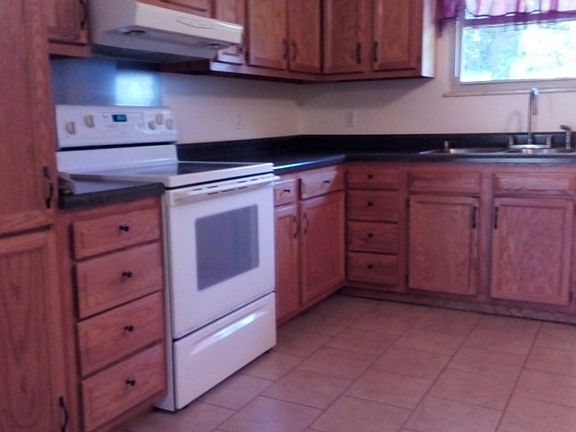 5th image of 308 Hillview Ln