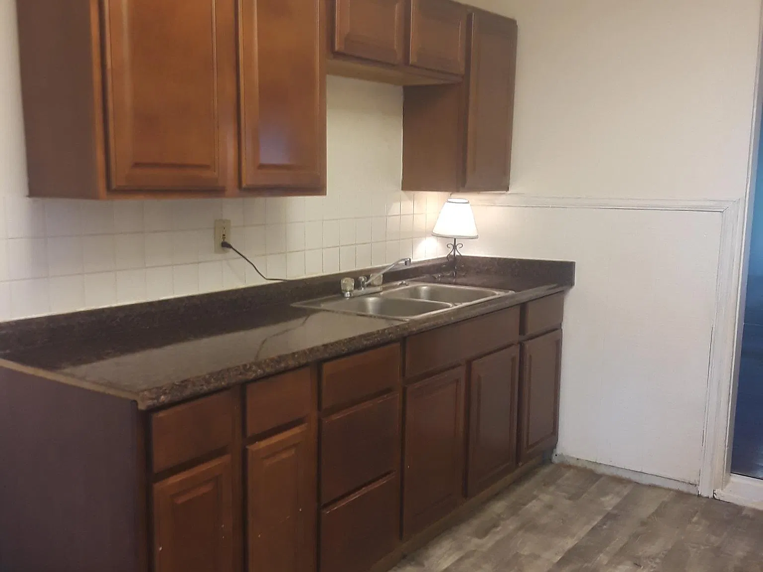 2 bed, 714 sqft, $900 — Photo 2