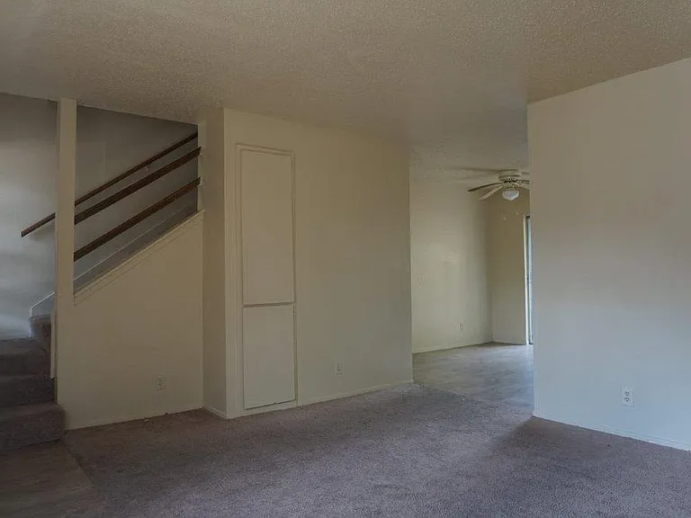 5919 Hidden Valley Trl — Photo 2