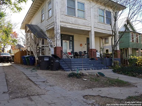 3rd image of 522 W Magnolia Ave