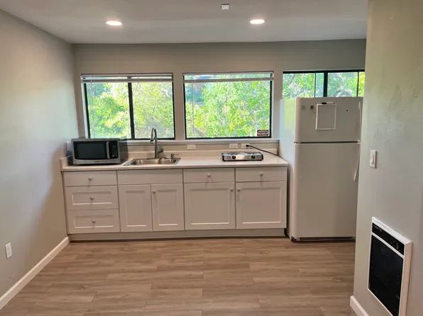 1680 San Luis Dr, San Luis Obispo, CA 93401