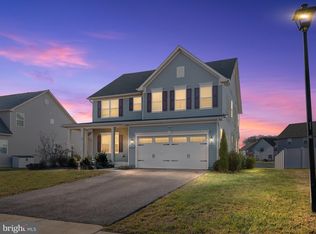 8880 Bancroft Dr, Waldorf, MD 20603