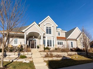 4826 Breakers Rock Rd, Waunakee, WI 53597