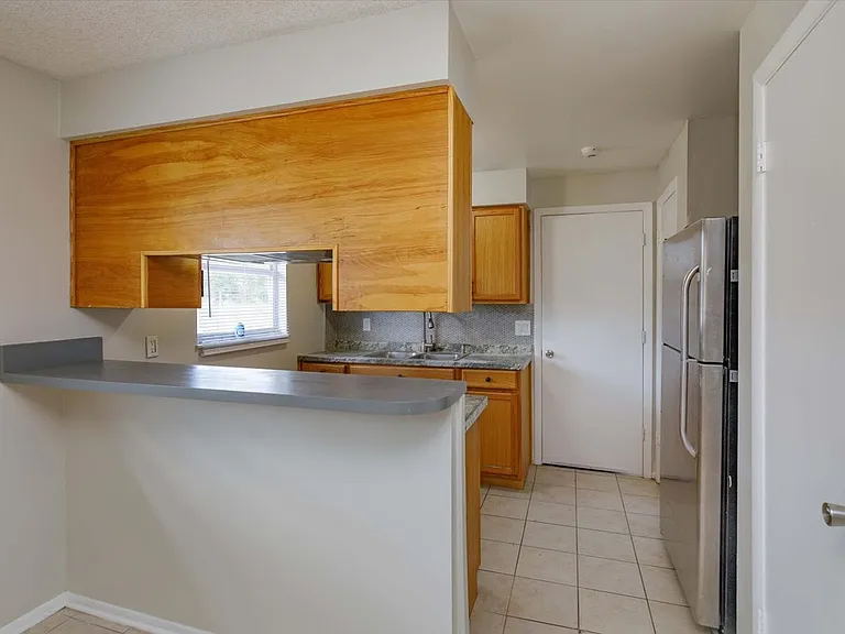 131 Langston Dr — Photo 8