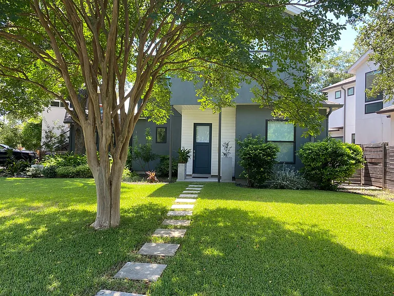 2312 S 3rd St — Photo 5