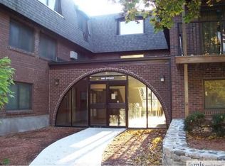 688 Boston Post Rd E APT 222, Marlborough, MA 01752