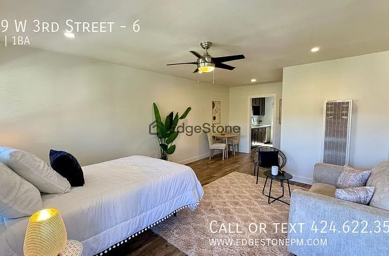 429 W 3rd St #6 — Photo 3