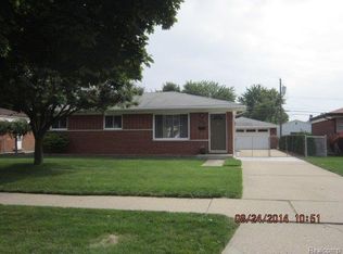 40236 Colony Dr, Sterling Heights, MI 48313