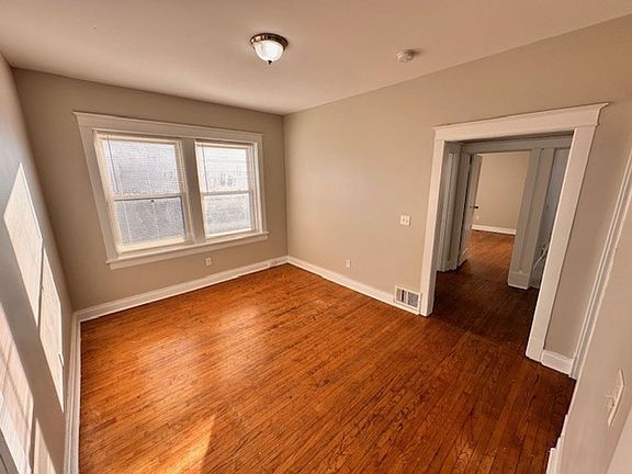5th image of 4317 California Ave #2F