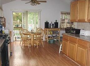 2nd image of 35 Pine St