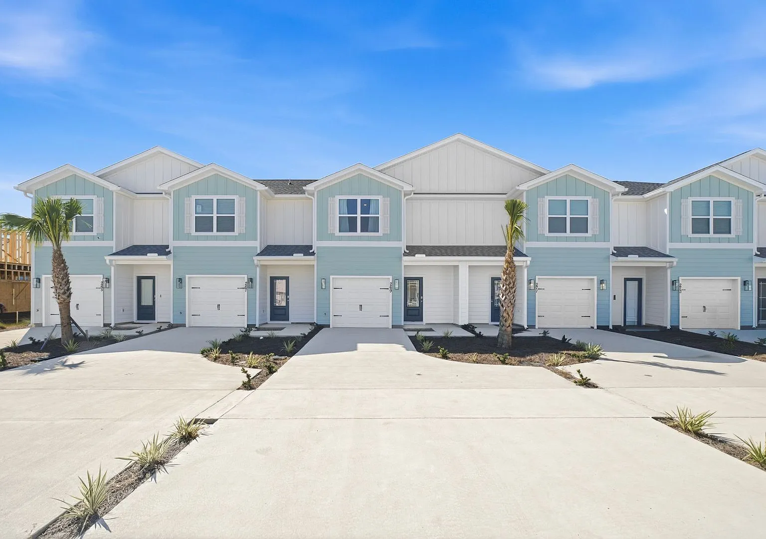 Brand New 3bd/2.5ba Townhome in the Heart of Panama City Bch — Photo 4