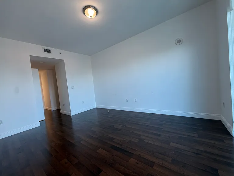 3030 NE 188th St #509 — Photo 7