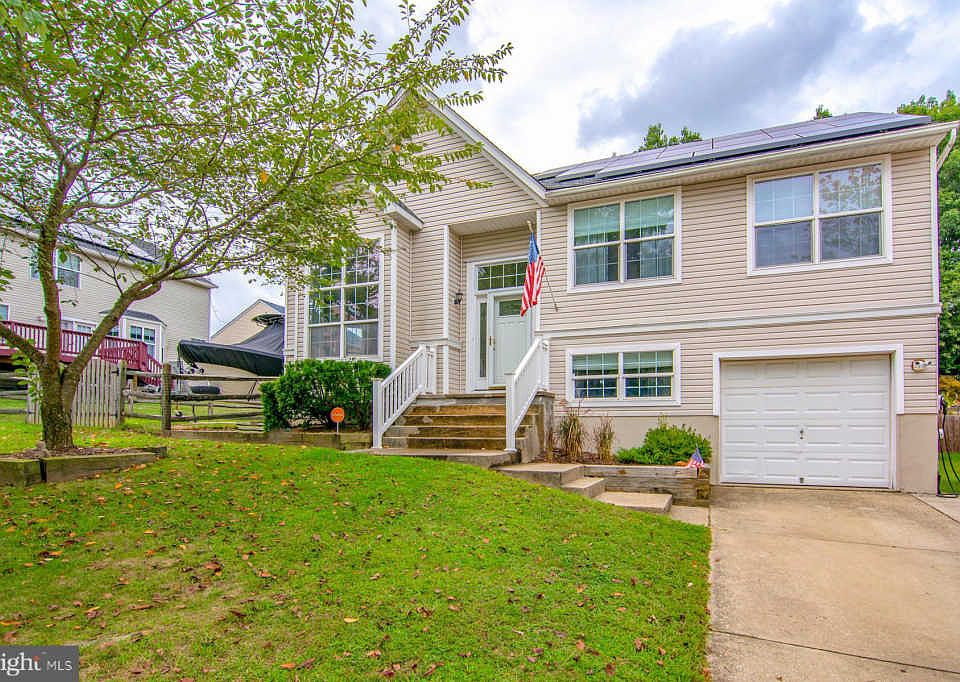 1st image of 8040 Ashville Ct