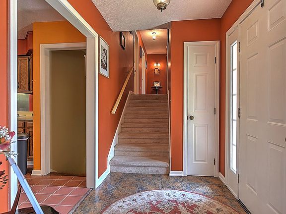 5th image of 21272 Lakeshore Dr