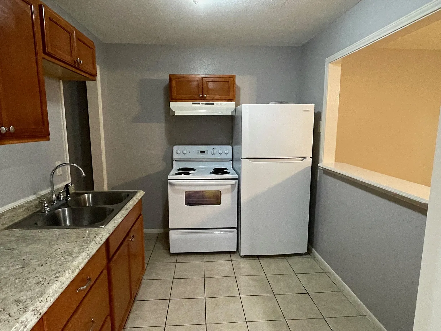 222 E Phillips Rd — Photo 1