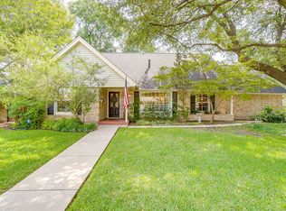 4305 Elmwood Dr, Benbrook, TX 76116