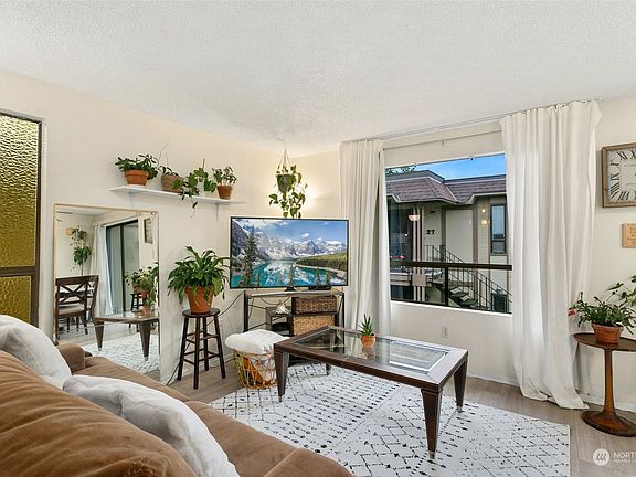 5th image of 10210 SE 239th Street #20