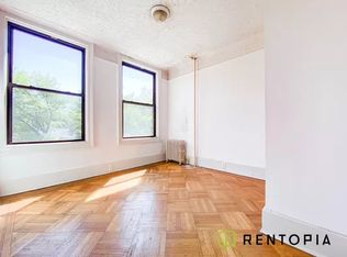 225 S 4th St #2D, Brooklyn, NY 11211