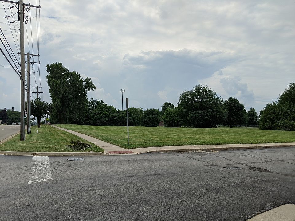 1st image of 1554 Bloomingdale Rd